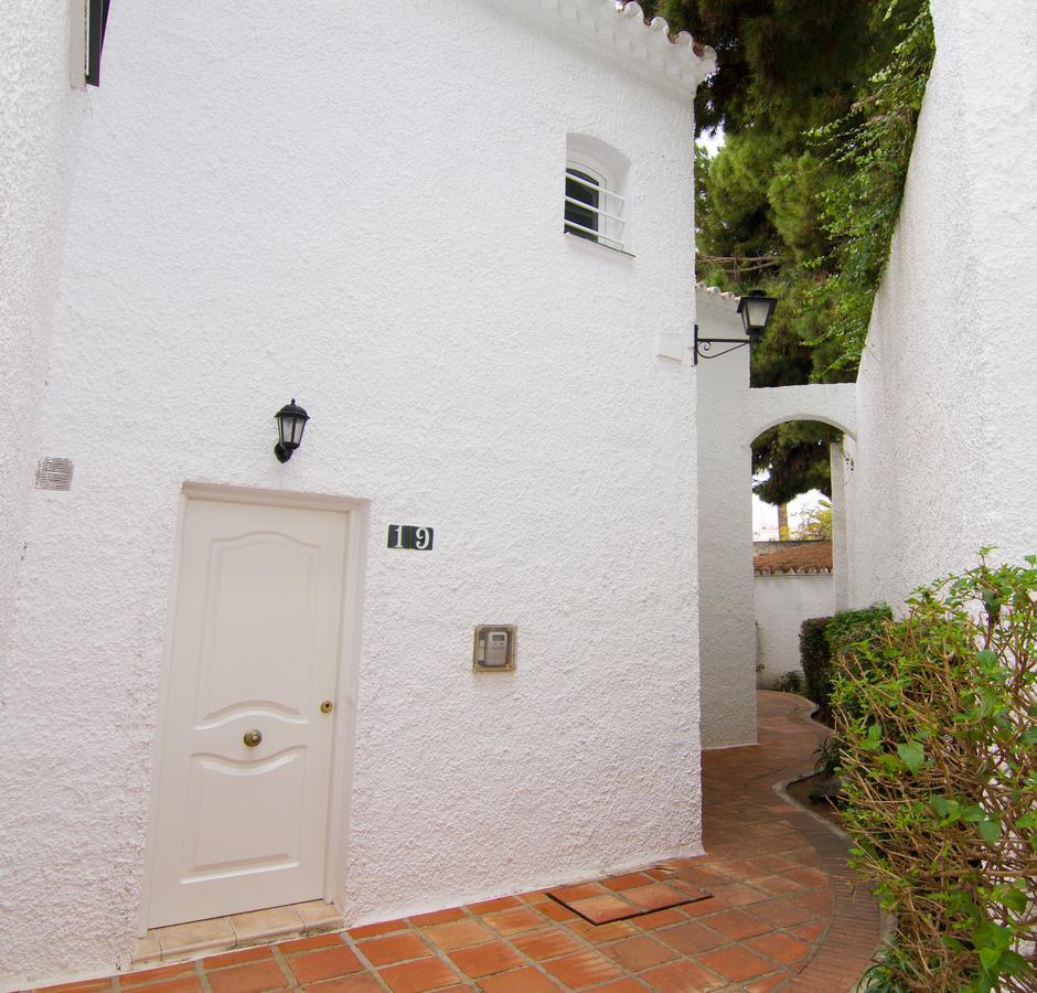 Los Pinos 19 Menyber Nerja Buitenkant foto